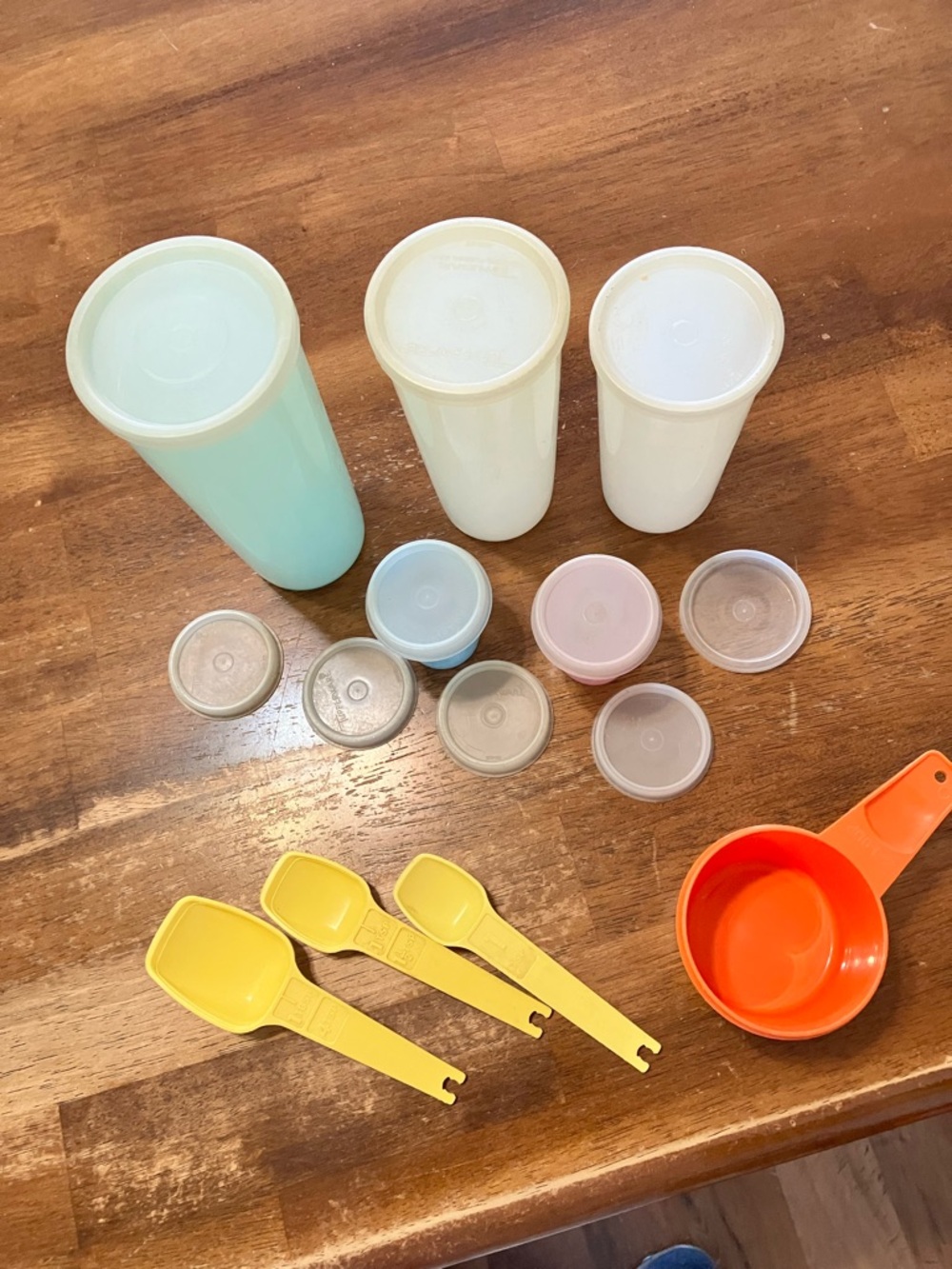 Miscellaneous Vintage Tupperware Pieces From the 1970’s